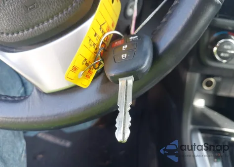 2016 Toyota Corolla S Plus z USA, uszkodzony, nr VIN 2T1BURHE0GC562627